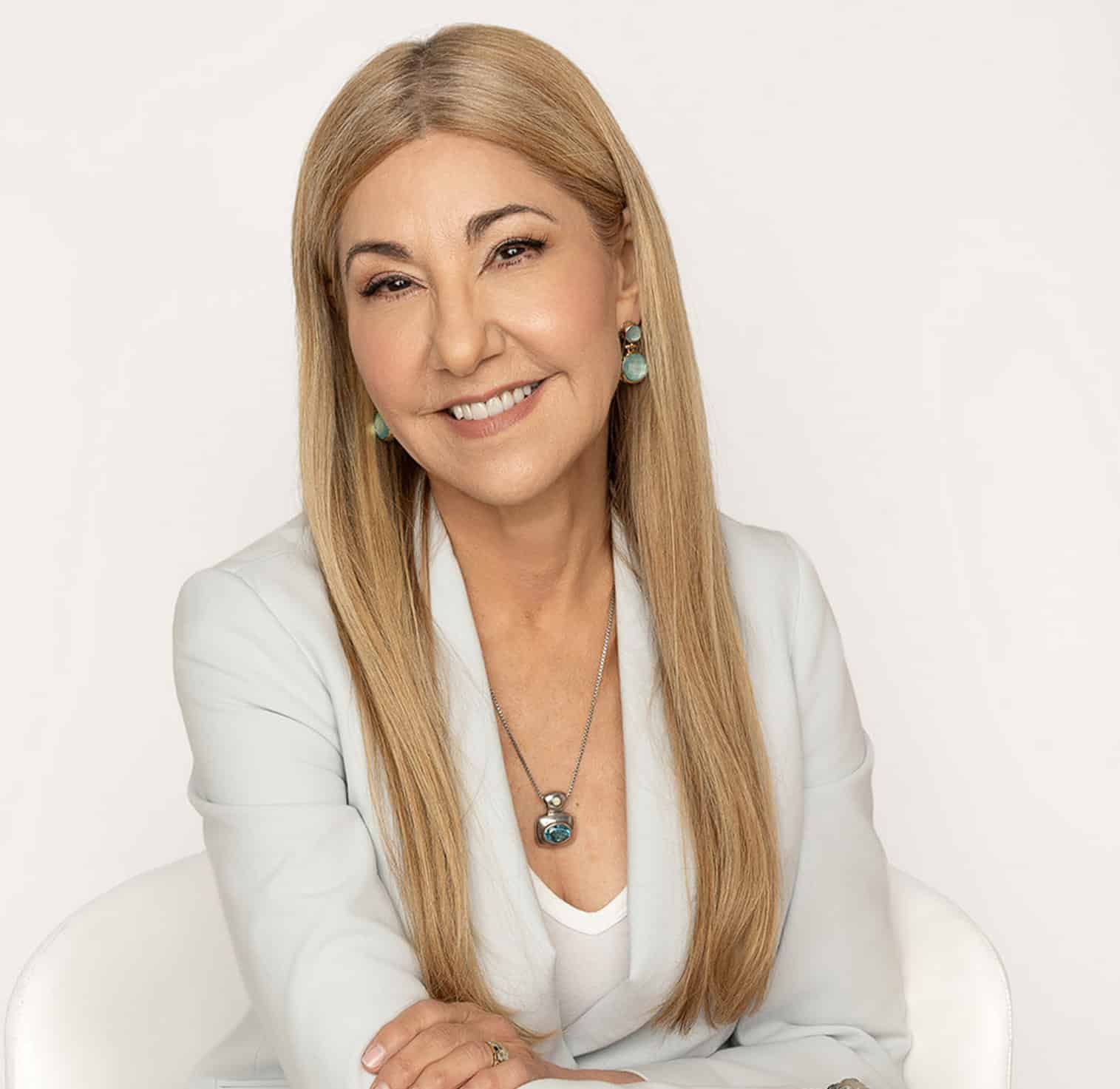 Roberta-Moore-Contact